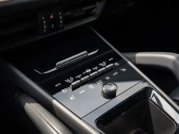 Porsche Cayenne S E-Hybrid Panorama Head-Up BOSE InnoDri