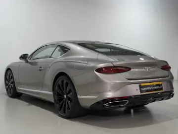 Bentley Continental GT 4.0 V8 Hybrid