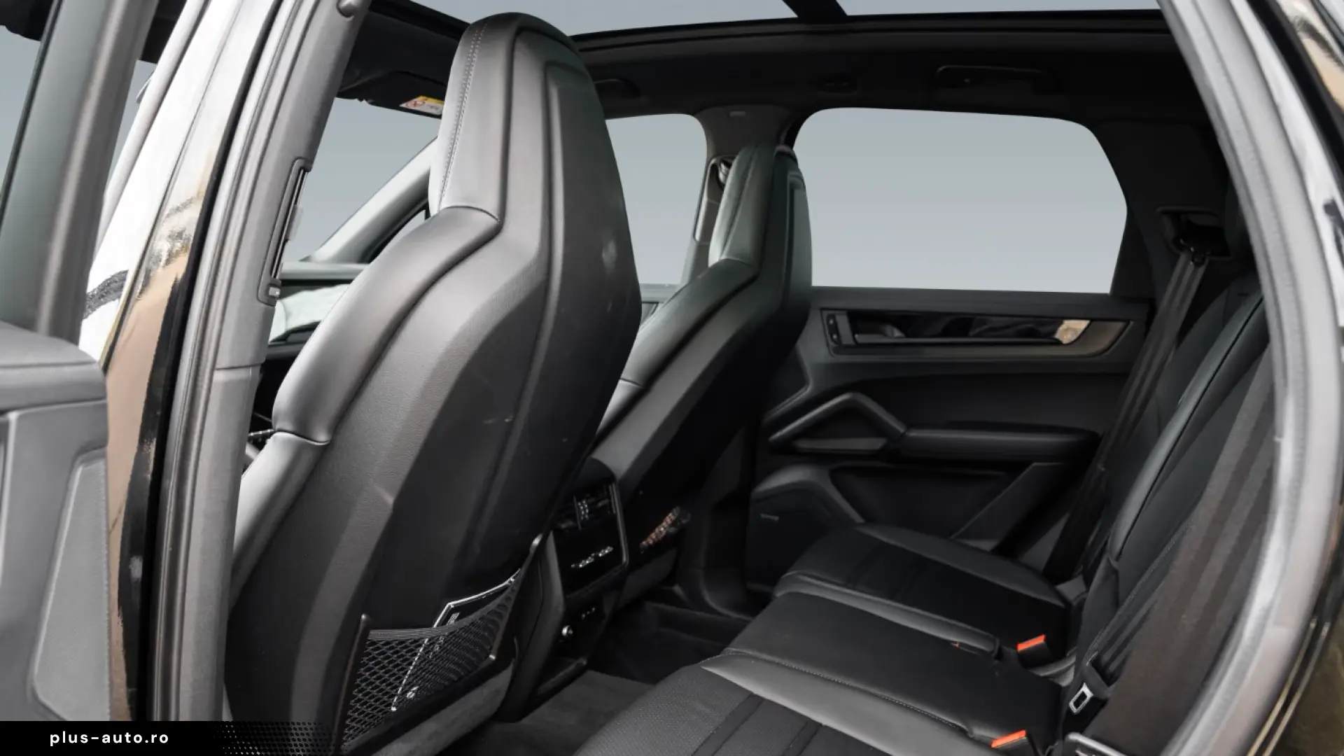 Porsche Cayenne Black Edition InnoDrive Head-Up BOSE LED