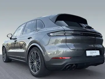Porsche Cayenne S Burmester InnoDrive HA steering PASM