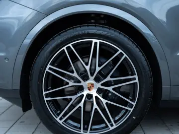 Porsche Cayenne Coupe