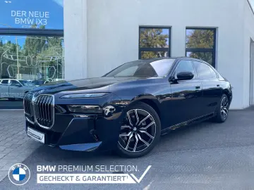BMW 740d xDrive M Sport   Massage ventilation auxiliar heat