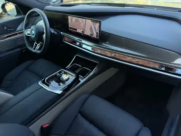 BMW i7 M70 xDrive Limo M Sport Pro    exct.Loung.Sea