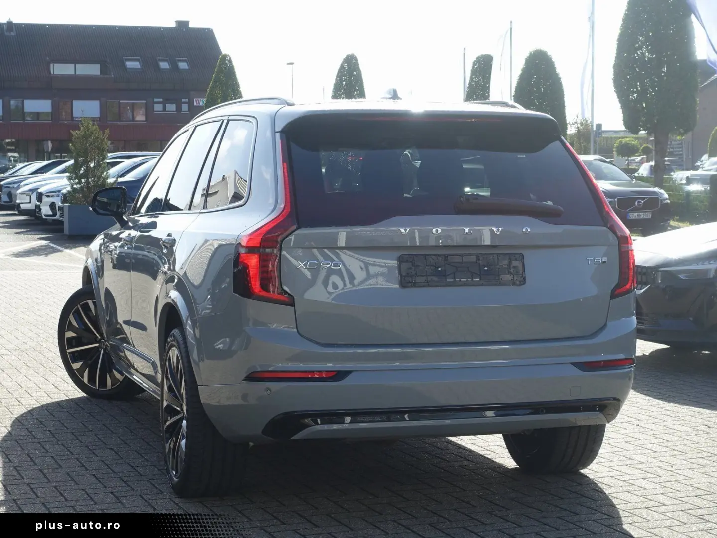 VOLVO XC90 Plus  T8 AWD Plug-in HUD H&K Pano