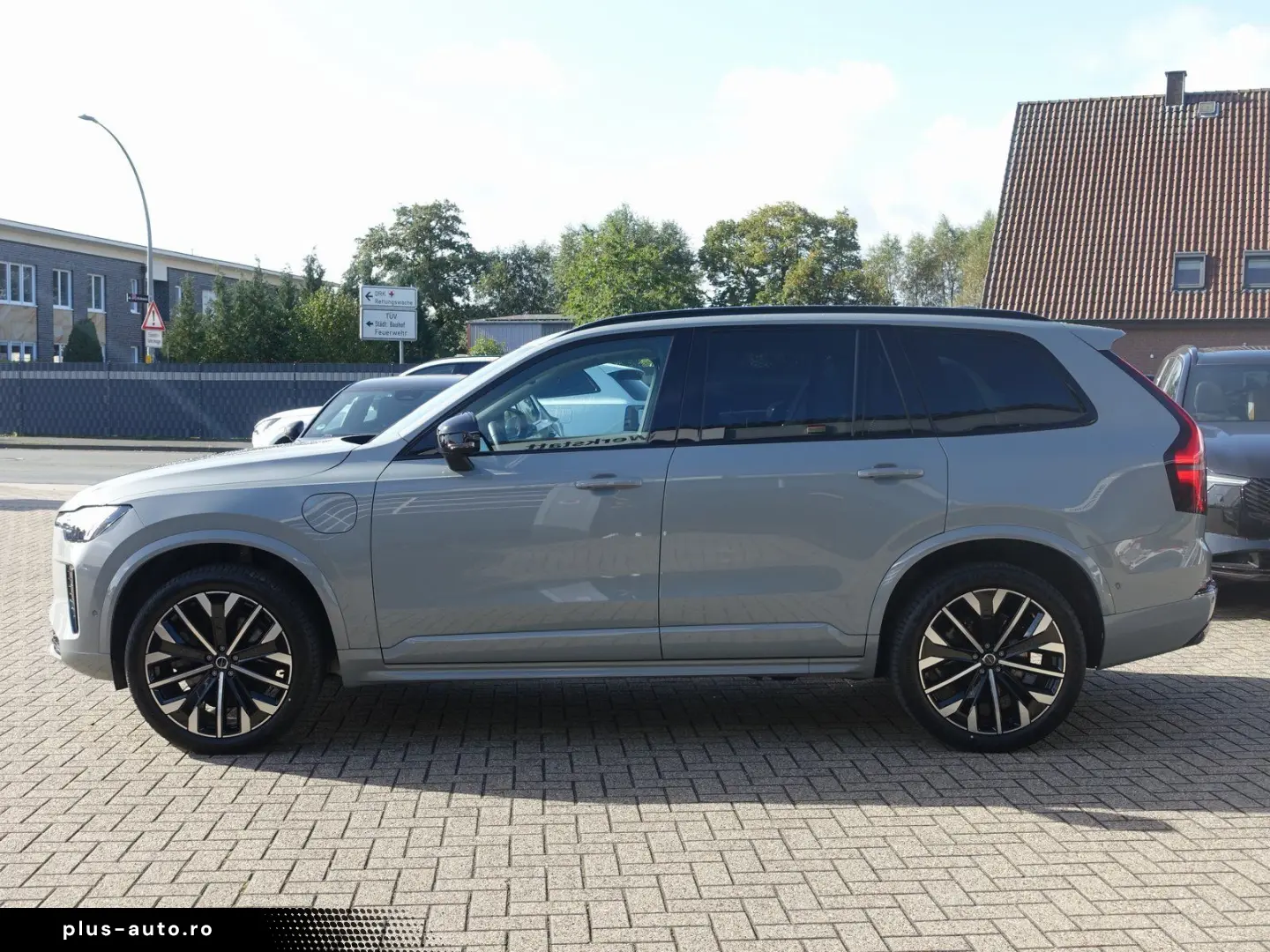 VOLVO XC90 Plus  T8 AWD Plug-in HUD H&K Pano