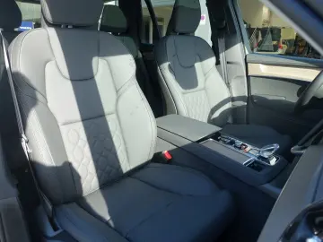 VOLVO XC90 Plus  T8 AWD Plug-in HUD H&K Pano