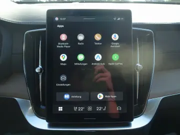 VOLVO XC90 Plus  T8 AWD Plug-in HUD H&K Pano