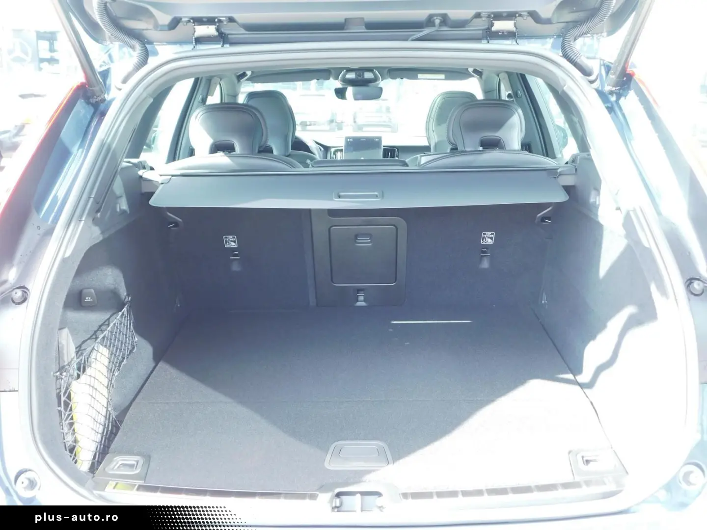 VOLVO XC60 T8 AWD Plus Black Edition