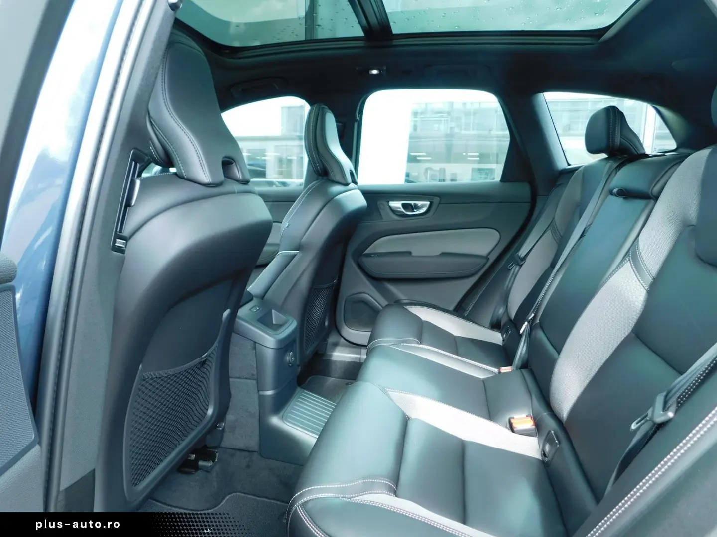 VOLVO XC60 T8 AWD Plus Black Edition