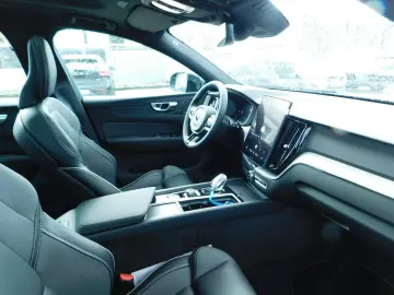 VOLVO XC60 T8 AWD Plus Black Edition