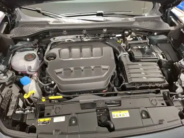 CUPRA Formentor VZ 2 0 TSI DSG LED PANO 19Z EL-HK PDC