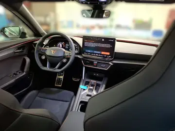 CUPRA Formentor VZ 2 0 TSI DSG LED PANO 19Z EL-HK PDC