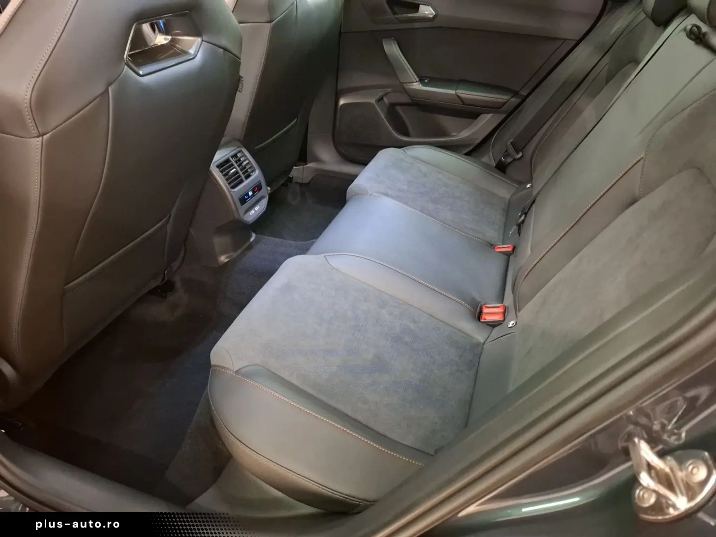 CUPRA Formentor VZ 2 0 TSI DSG LED PANO 19Z EL-HK PDC
