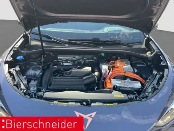 CUPRA Terramar 1.5 e-Hybrid VZ PANO ULTRA MATRIX SENNH
