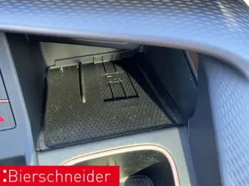 CUPRA Terramar 1.5 e-Hybrid VZ PANO ULTRA MATRIX SENNH