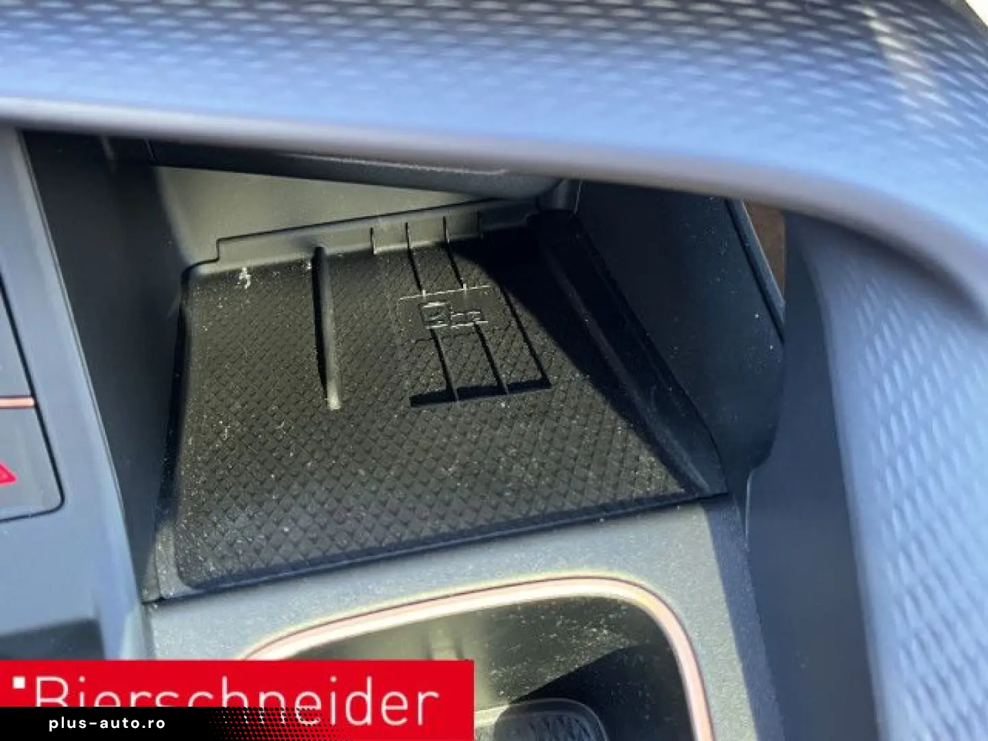 CUPRA Terramar 1.5 e-Hybrid VZ PANO ULTRA MATRIX SENNH