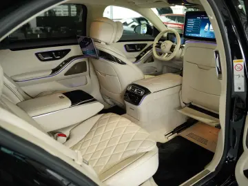 MERCEDES-BENZ S 450 d 4M L AMG Line  21 Pano Chauffeur MwSt