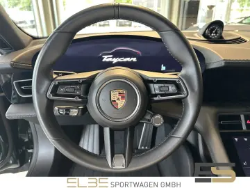 PORSCHE Taycan Plus 4RAD ACC 4 1 PANO BOSE PERFORMANCE
