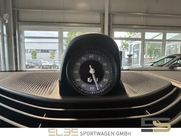 PORSCHE Taycan Plus 4RAD ACC 4 1 PANO BOSE PERFORMANCE