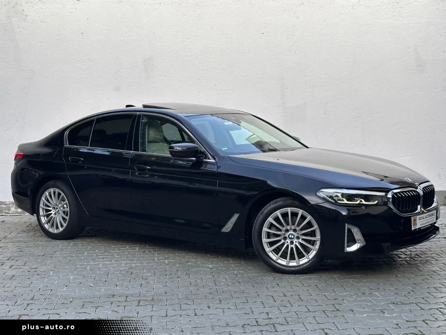 BMW 520d Lim Luxury Line SCHIEBEDACH KAMERA LEDER