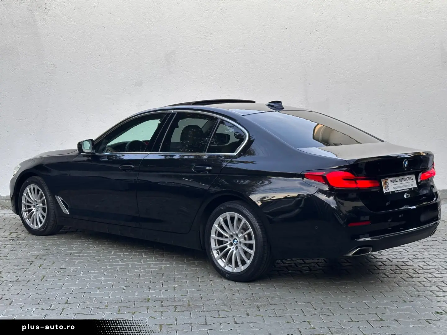 BMW 520d Lim Luxury Line SCHIEBEDACH KAMERA LEDER