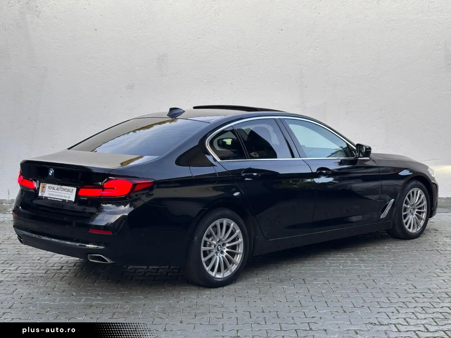 BMW 520d Lim Luxury Line SCHIEBEDACH KAMERA LEDER