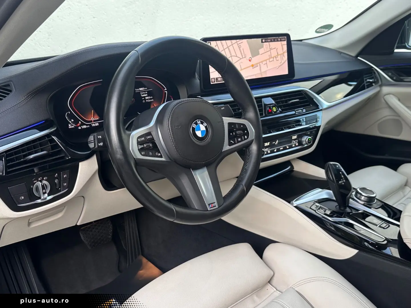 BMW 520d Lim Luxury Line SCHIEBEDACH KAMERA LEDER