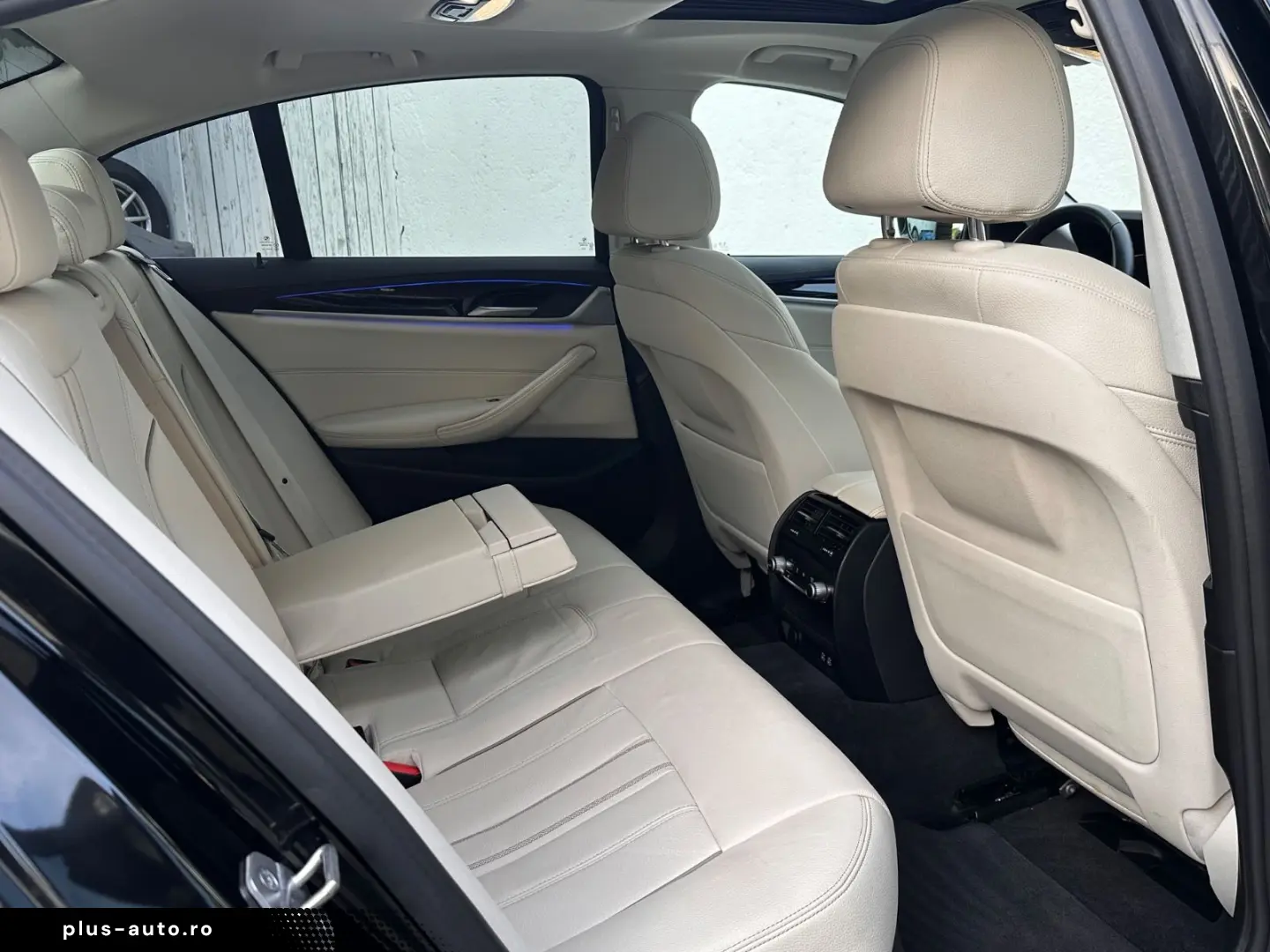 BMW 520d Lim Luxury Line SCHIEBEDACH KAMERA LEDER