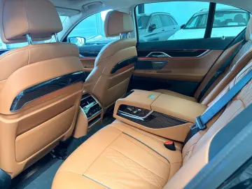BMW 740d xDrive Executive Drive Pro Sitzlüftung Mass