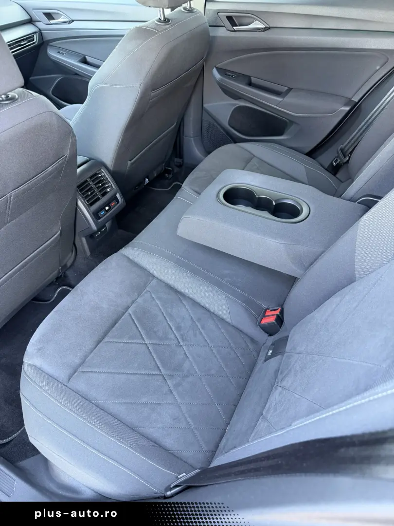 Volkswagen GOLF Hatchback 2021