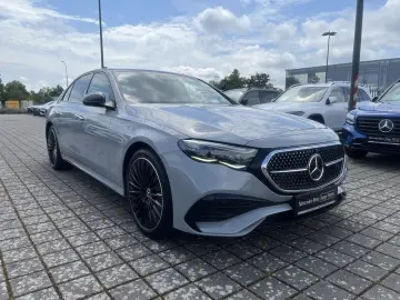 MERCEDES-BENZ E 400 e 4M Limousine AMG BURM NIGHT AI…