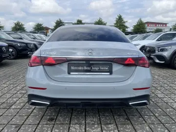 MERCEDES-BENZ E 400 e 4M Limousine AMG BURM NIGHT AI…