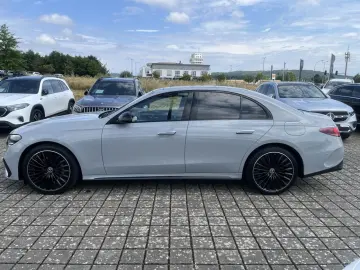 MERCEDES-BENZ E 400 e 4M Limousine AMG BURM NIGHT AI…