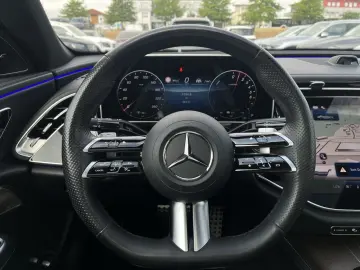 MERCEDES-BENZ E 400 e 4M Limousine AMG BURM NIGHT AI…