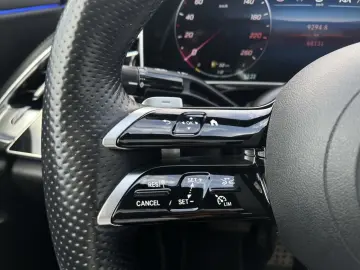 MERCEDES-BENZ E 400 e 4M Limousine AMG BURM NIGHT AI…