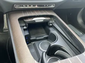 MERCEDES-BENZ E 400 e 4M Limousine AMG BURM NIGHT AI…