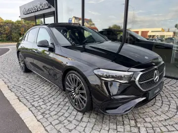 MERCEDES-BENZ E 220d AMG  NAPPA  SUPER  PANO  Head-up  STH.