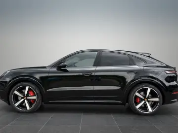 Porsche Cayenne S E-Hybrid Coupe Black Edition