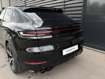 Porsche Cayenne S E-Hybrid Coupe Black Edition