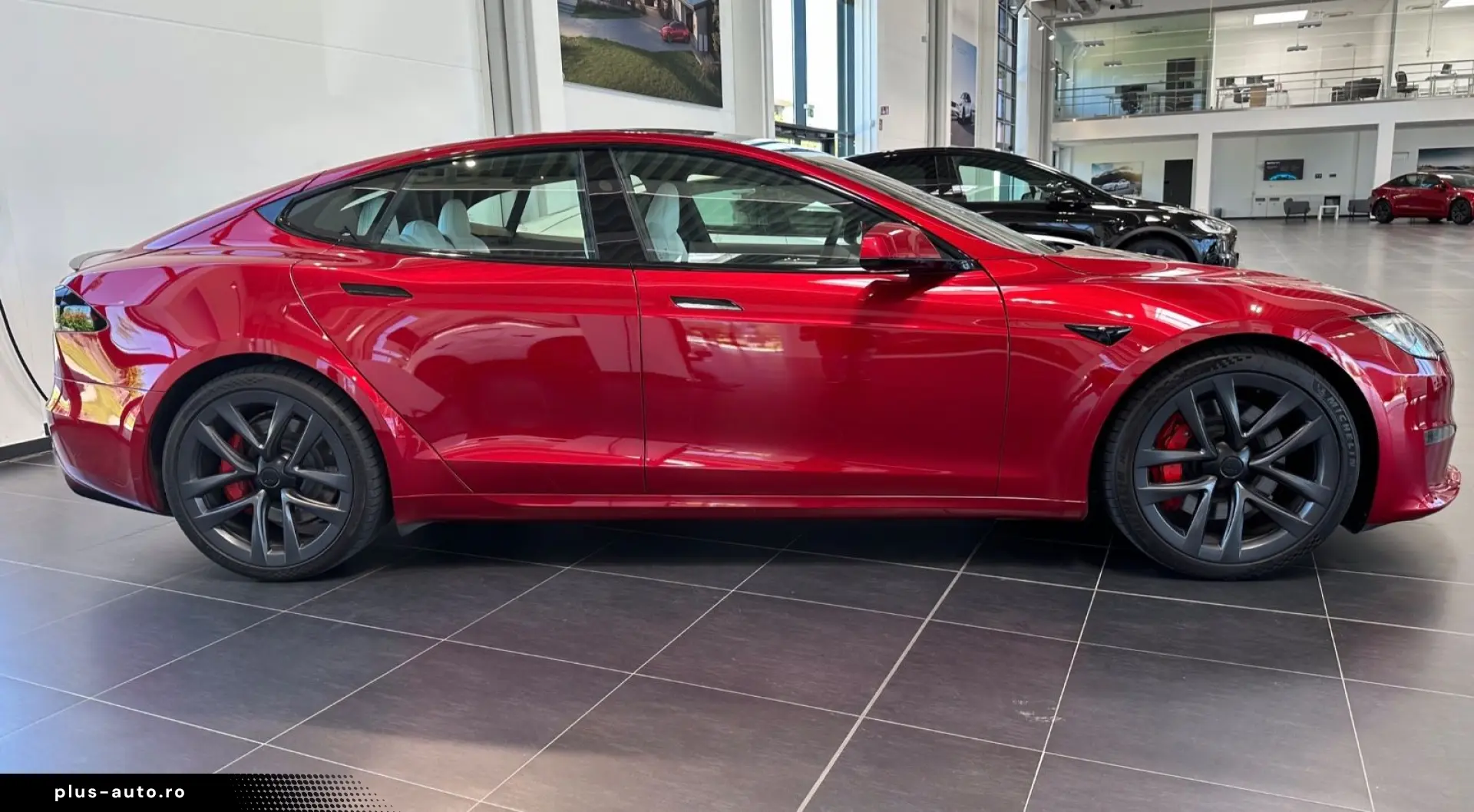 TESLA Model S S Plaid Enhanced Ultra Red