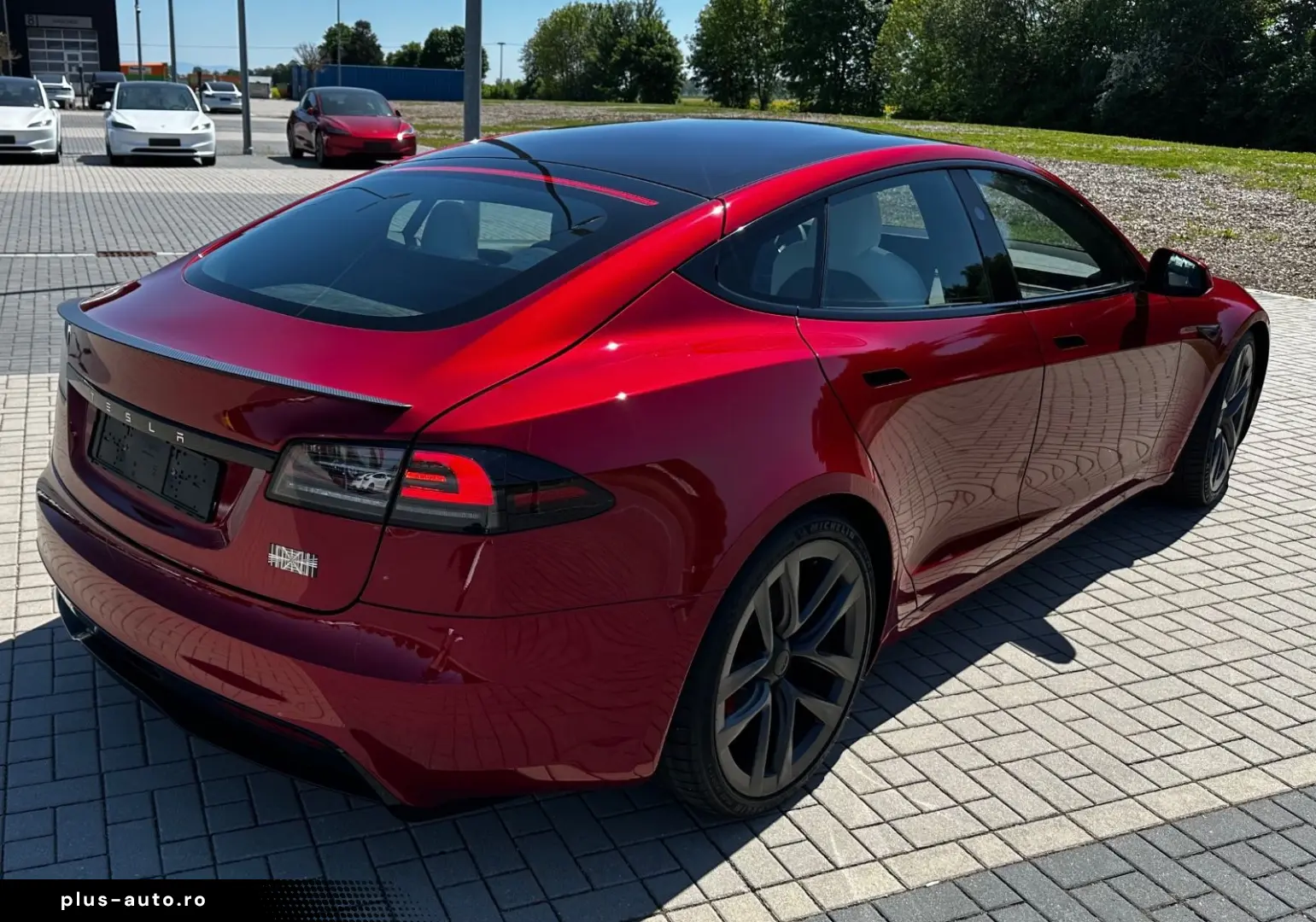 TESLA Model S S Plaid Enhanced Ultra Red