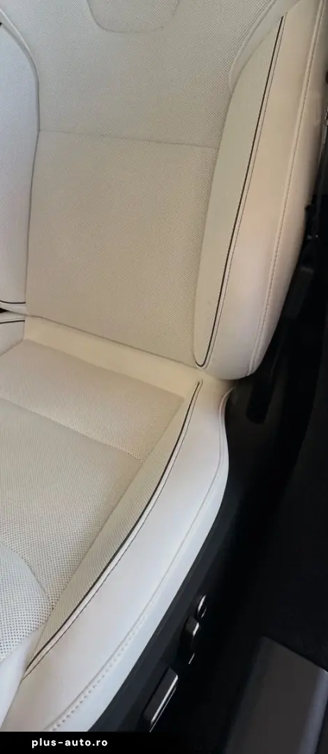 TESLA Model S S Plaid Enhanced Ultra Red