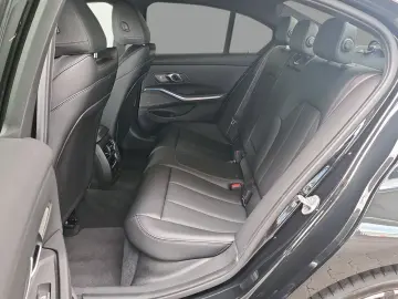 BMW M340i xDrive Limousine HK HiFi Head-Up