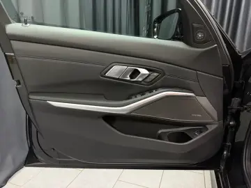 BMW M340i Limousine xDrive  M-SITZE H K PANO