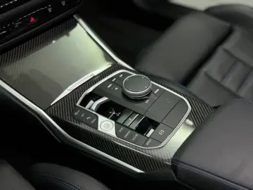 BMW M340i Limousine xDrive  M-SITZE H K PANO