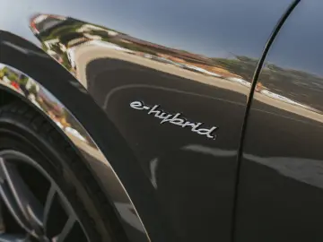 Porsche Cayenne Coupe E-Hybrid