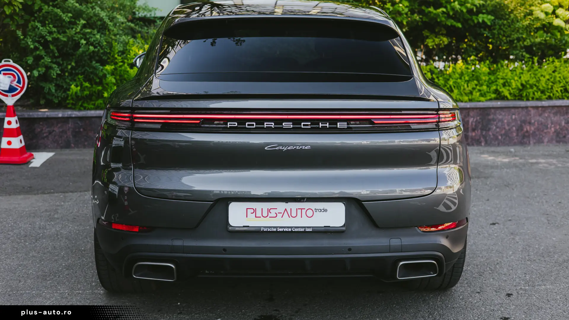 Porsche Cayenne Coupe E-Hybrid