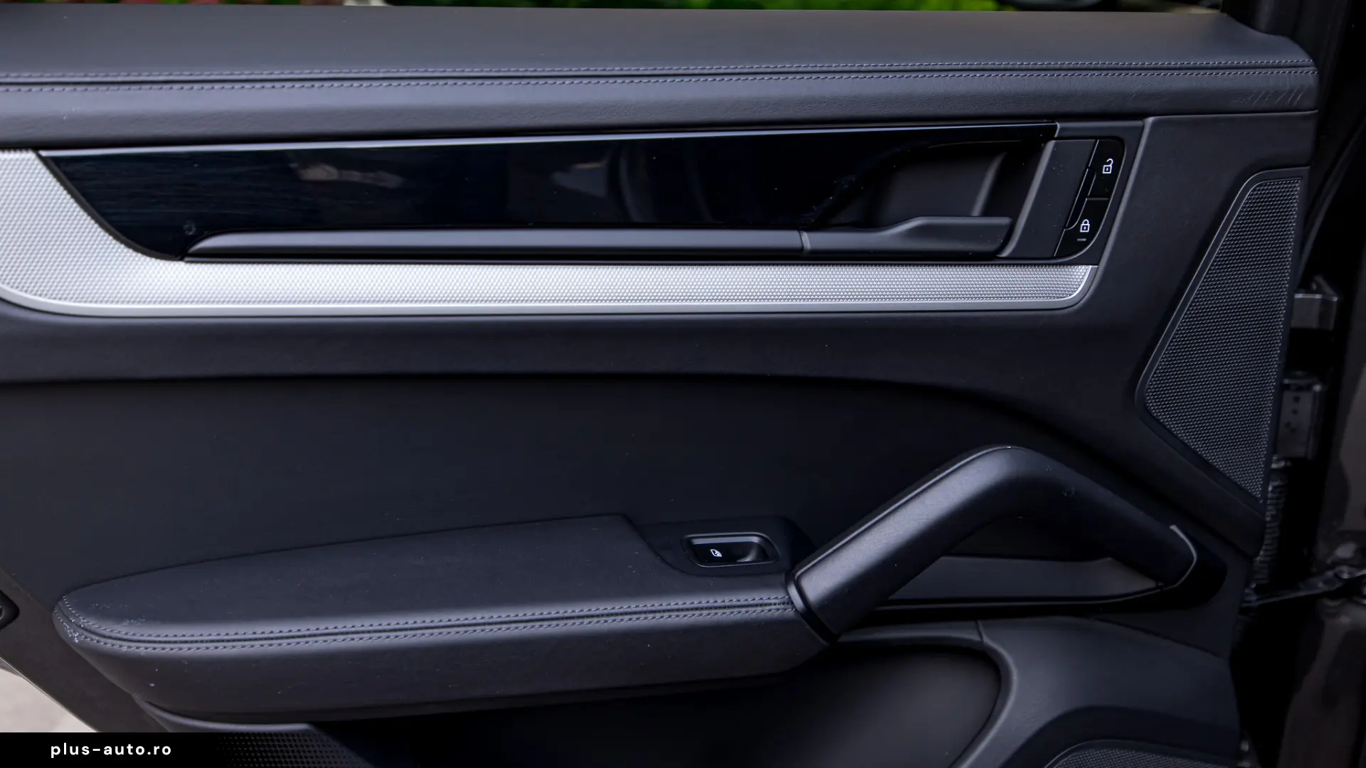Porsche Cayenne Coupe E-Hybrid