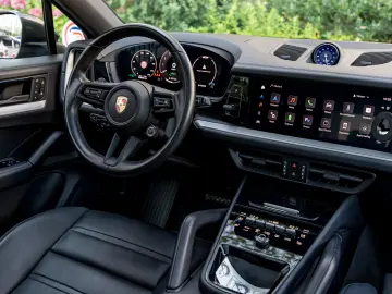 Porsche Cayenne Coupe E-Hybrid