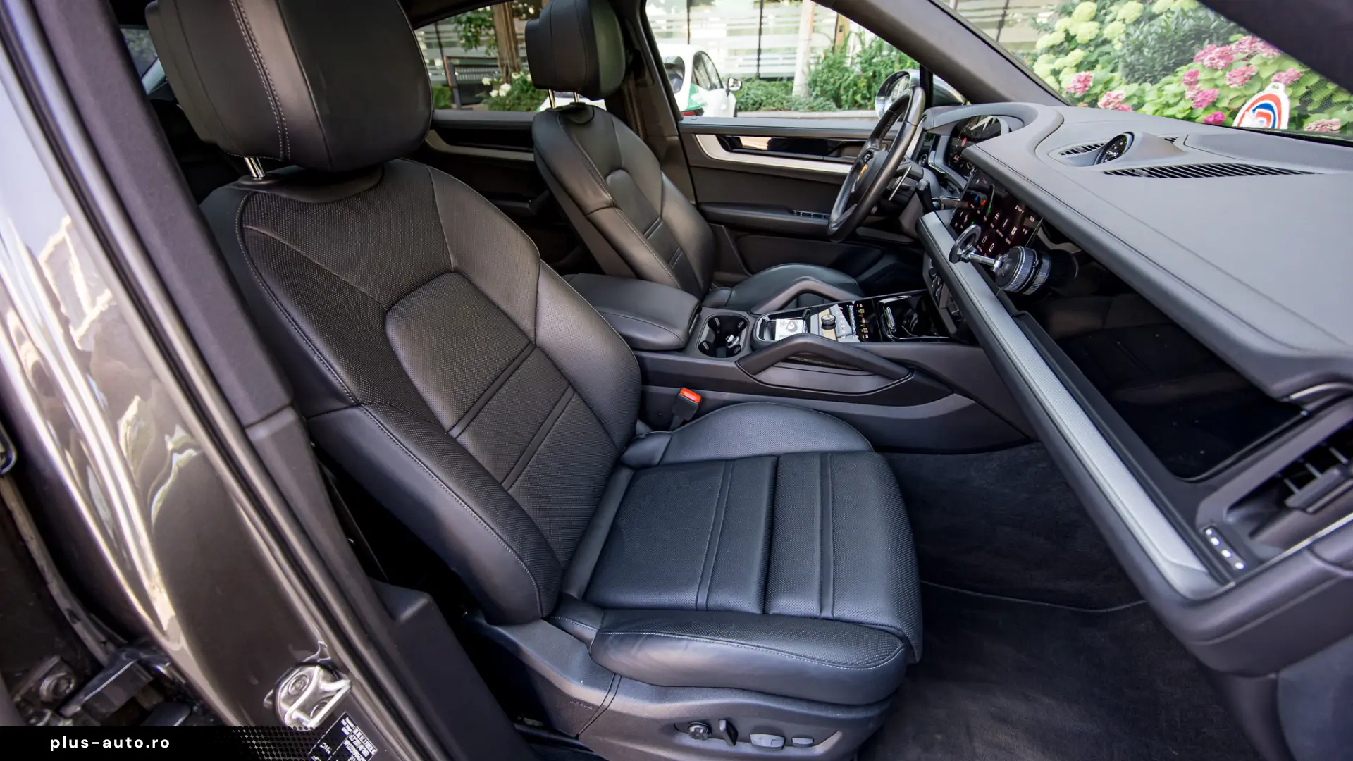 Porsche Cayenne Coupe E-Hybrid